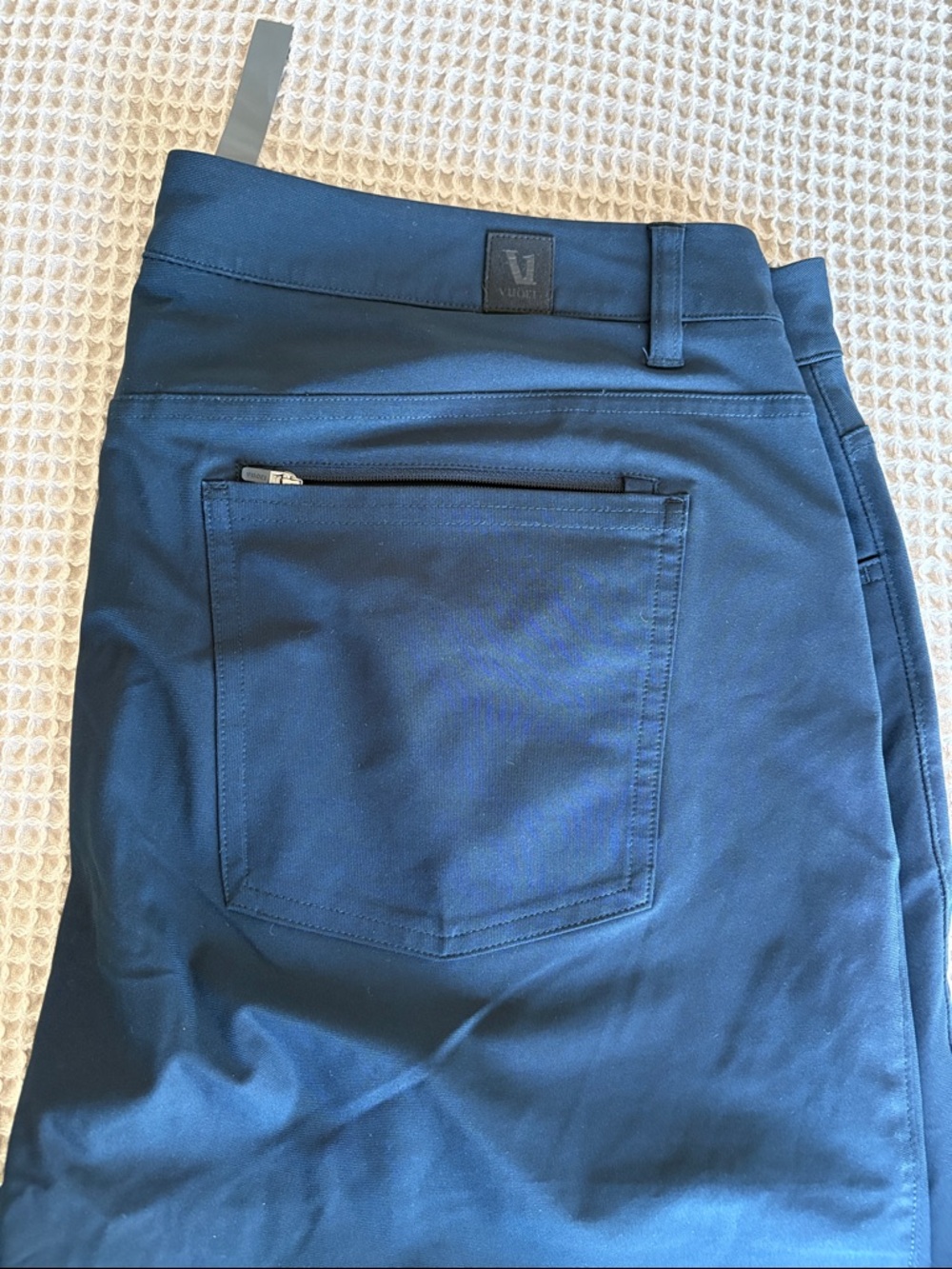 Vuori Men’s Meta pants dark navy size 38 waist